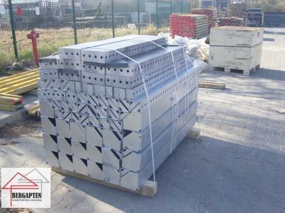 Szalunki fundamentowe, lekkie. Ręczny montaż 60 m2 szalunek Tekko