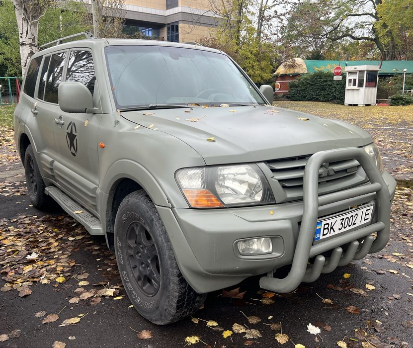 Міцубісі Паджеро,надійний джип,все працює.
