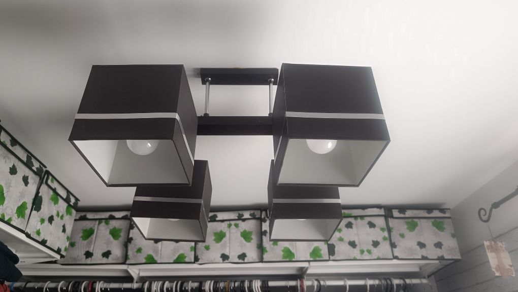 Lampa wisząca czteropunktowa
