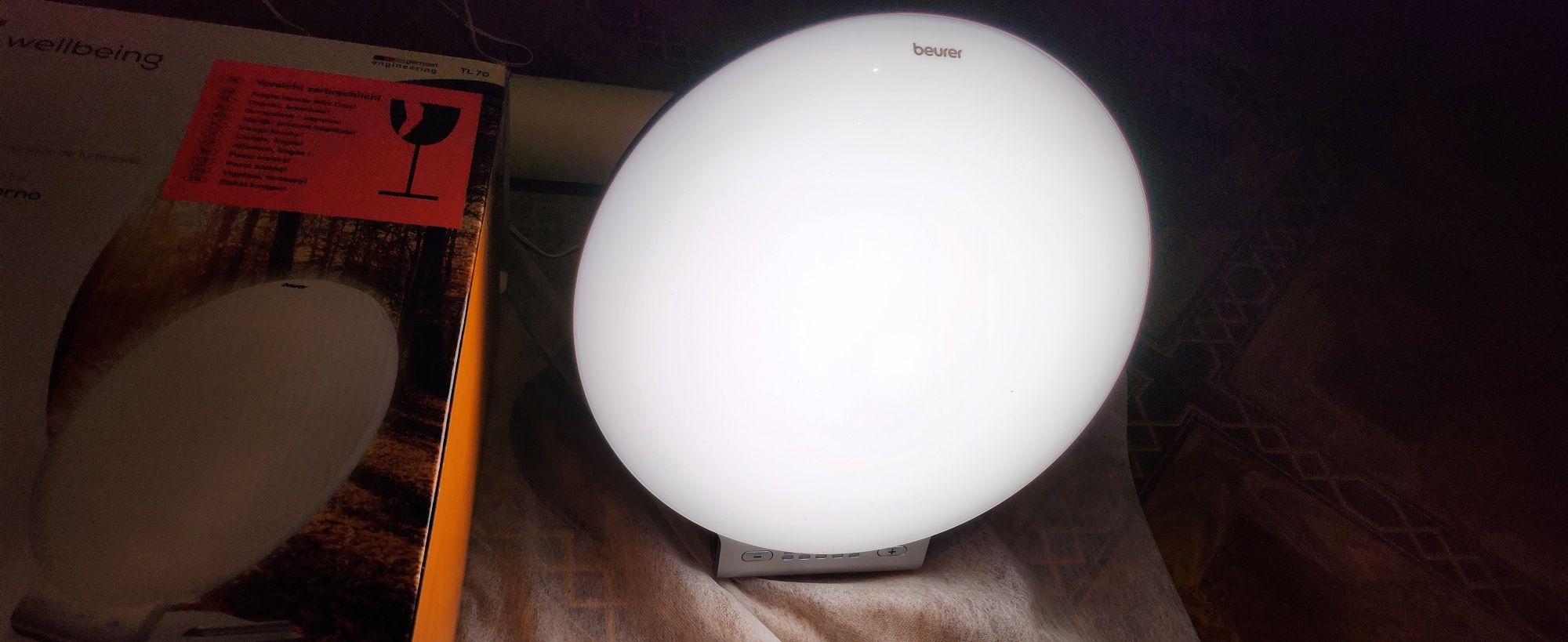 Lampa  antydepresyjna  BEURER TL 70 medyczna XL terapia światłem