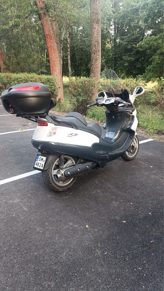 Skuter Piaggio X9 Evolution