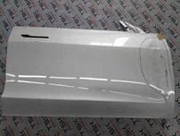 Двері передні праві Tesla Мodel 3 (2017-2023)