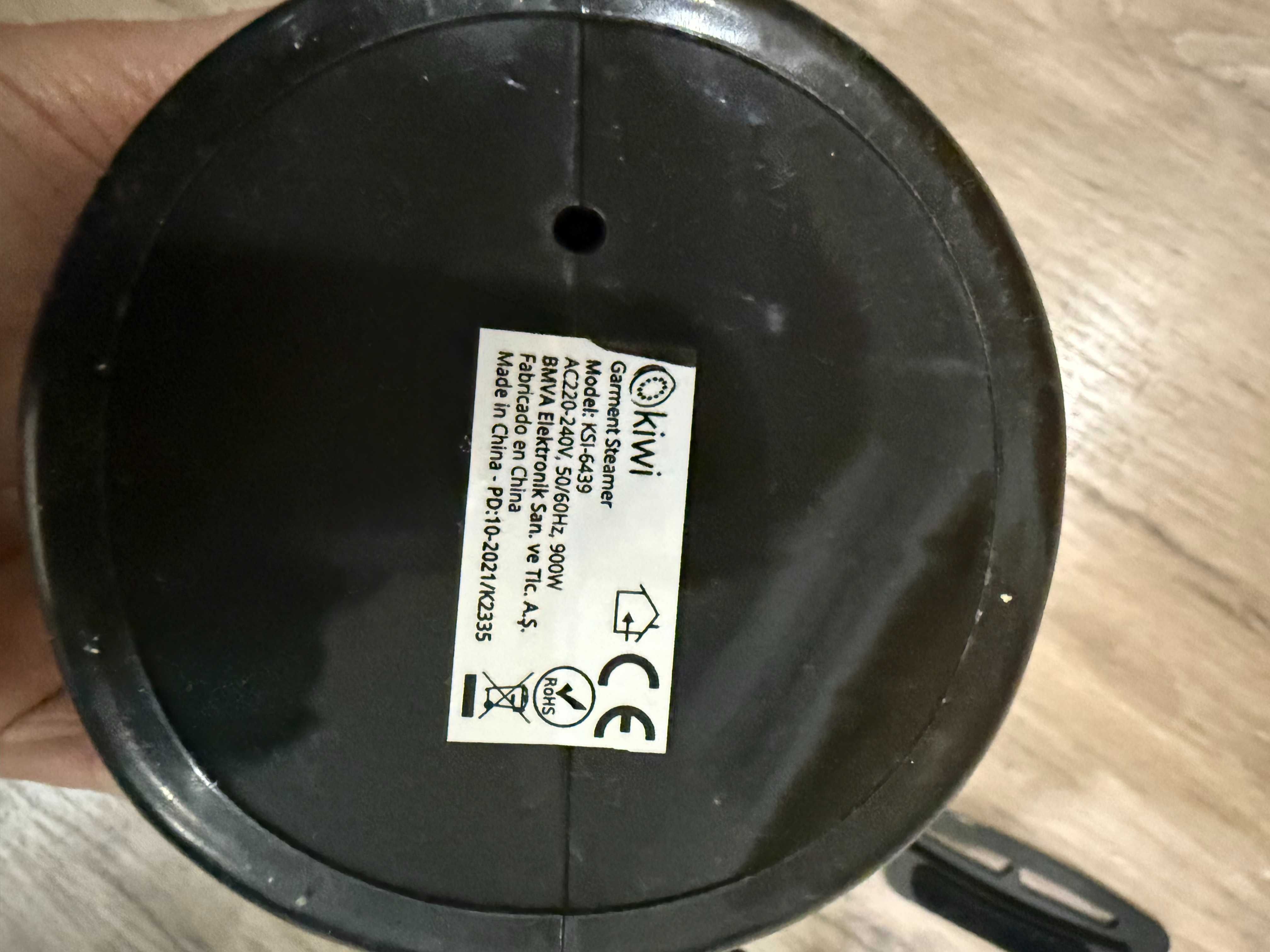 Ferro de Roupas a Vapor - Novo