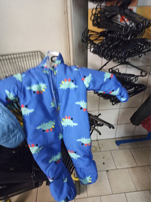 Ciuchy dziewczęce 86