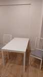 Mesa e cadeiras Ikea de jantar