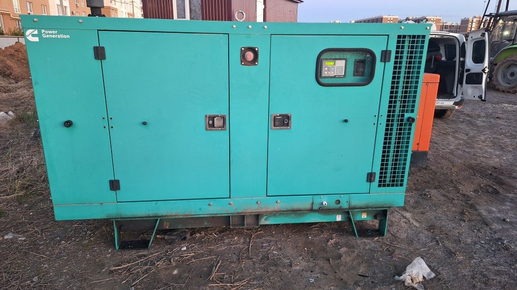 Дизельний генератор C44D5e, cummins, 35.2 кВт, електростанція