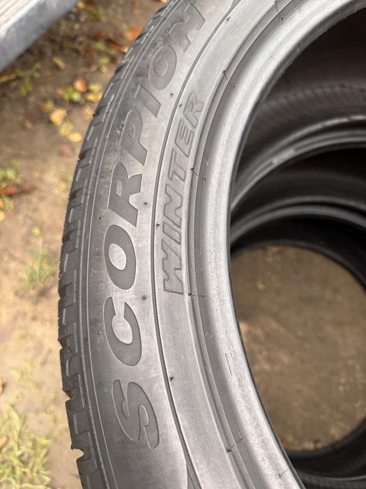 Зимові шини 285 40 r21 Pirelli