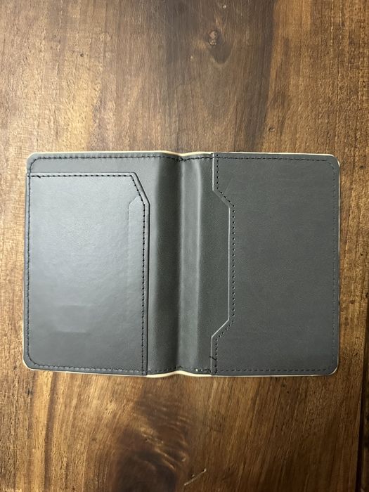 Capa Passaporte em Cortiça - Pintura mosaico em flores