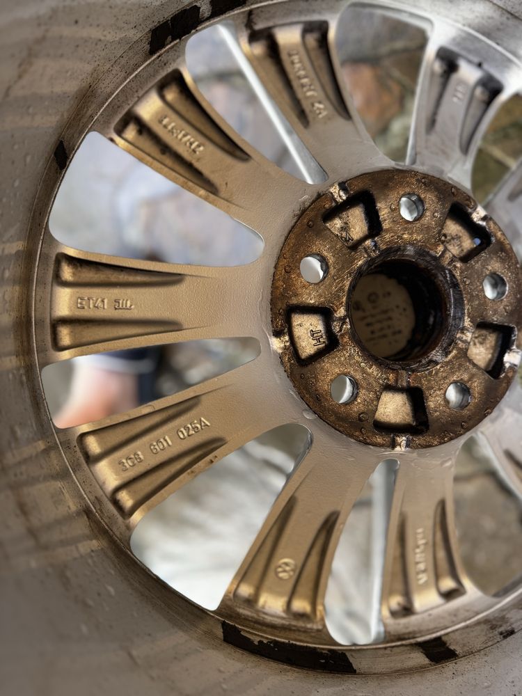 Оригінальні Диски Volkswagen  R17 5.112 et41.