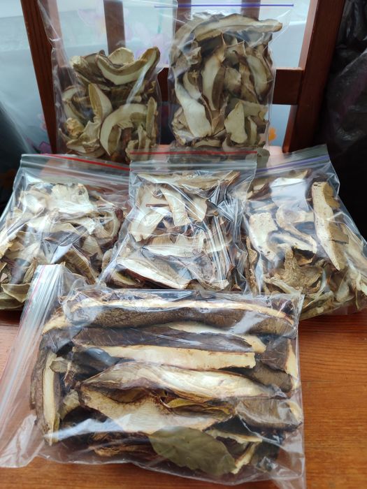 Мариновані гриби Білі Сухі гриби Грибний порошок