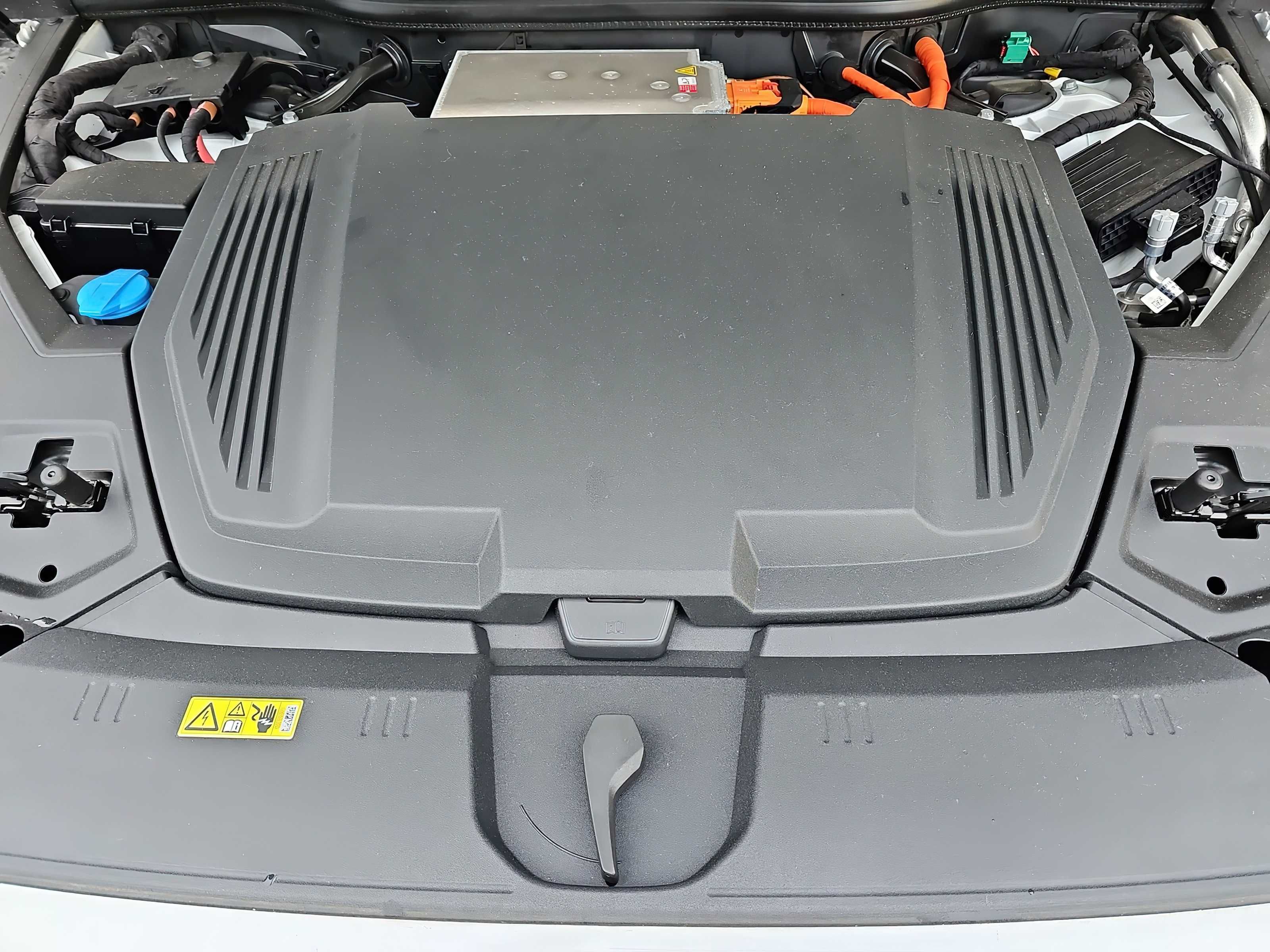 Audi e-tron 2019