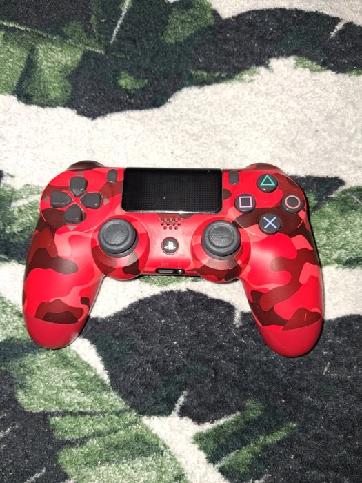 Sony PlayStation 4