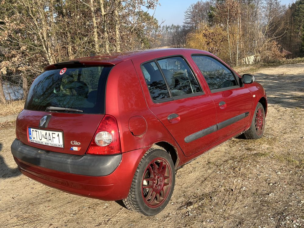Renault Clio II 1.6 16V 107hp