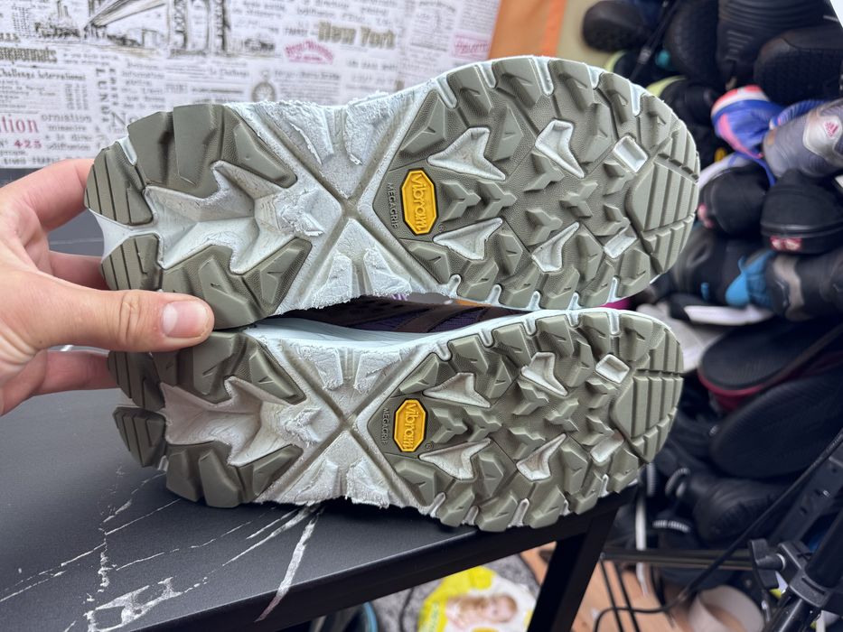 Кросівки Hoka One One Anacapa Breeze Mid / Розмір 38.5