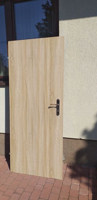 Pilnie i tanio 4 sztuki drzwi wewnętrznych