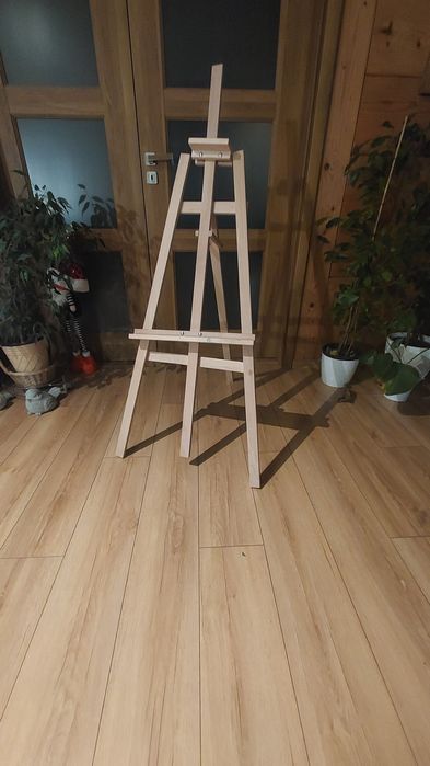 Sztaluga drewniana 140cm