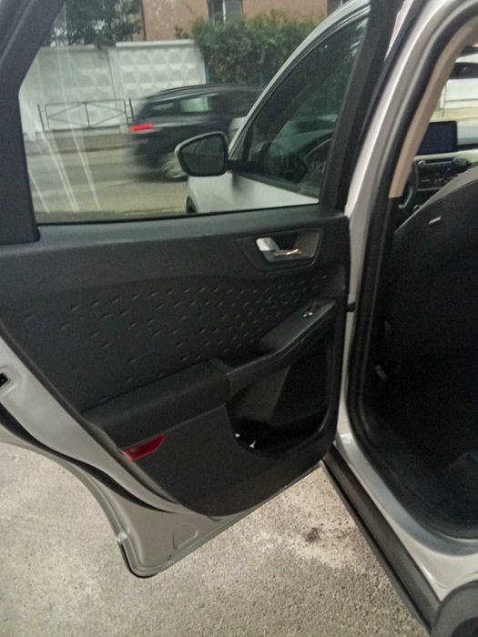 FORD escape продаж автомобіля