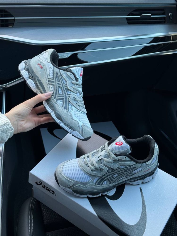 Жіночі кросівки ASICS Gel - NYC White Steel Gray