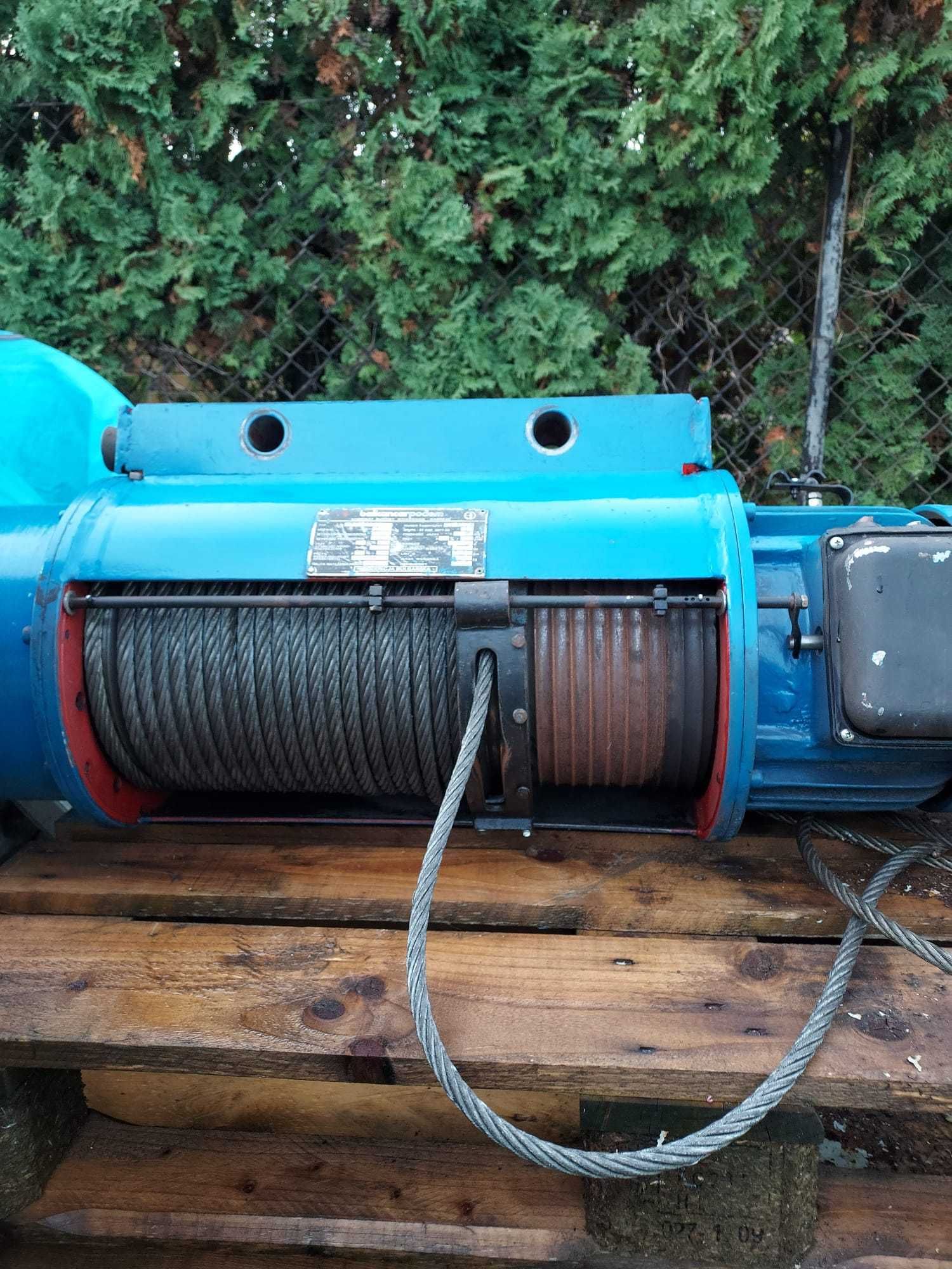 Wciągarka z napędem elektrycznym