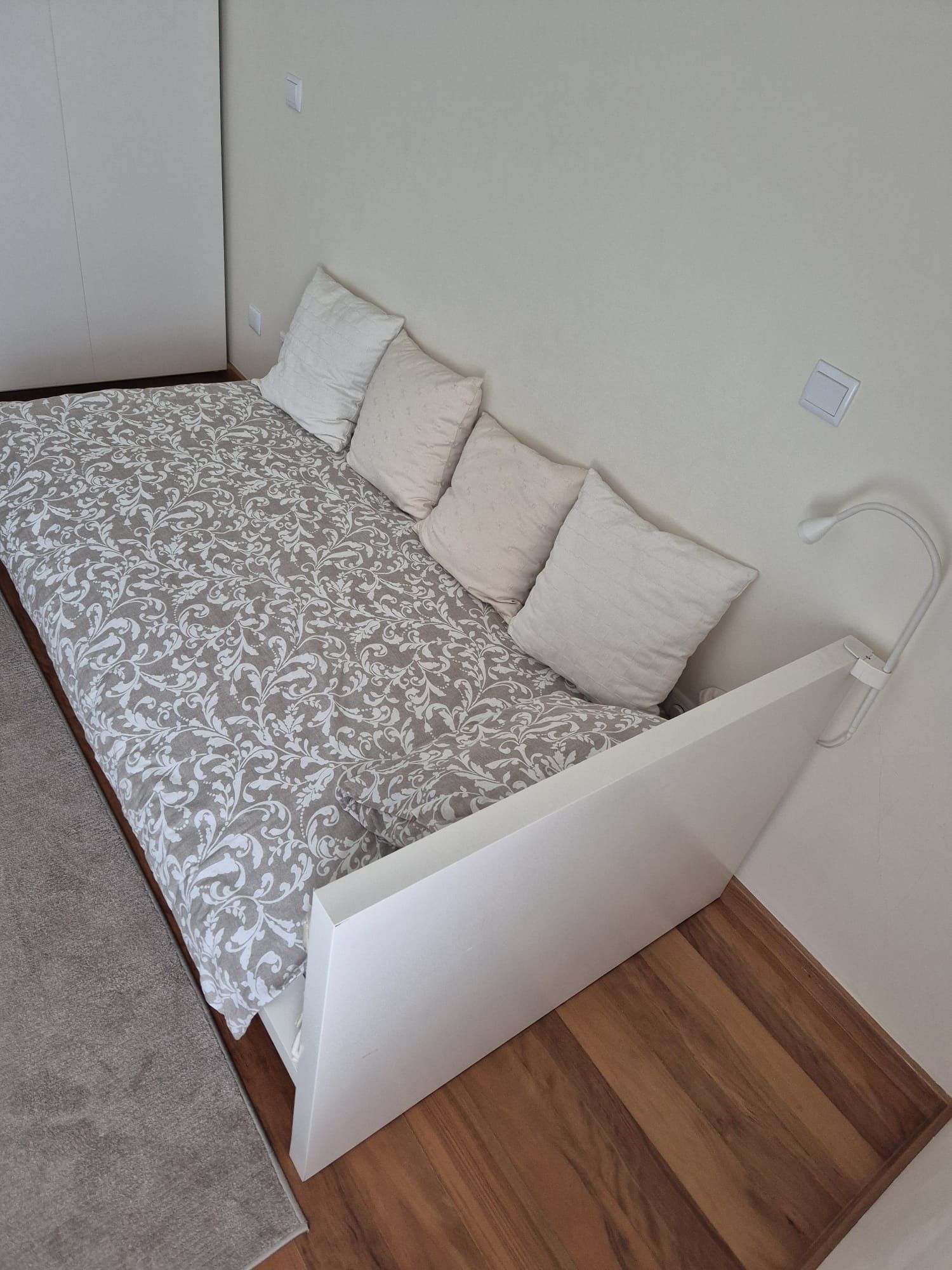 Cama solteiro Malm Ikea