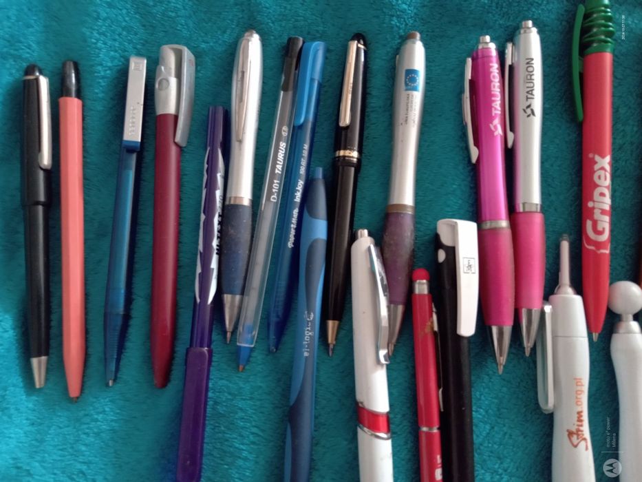 Sprzedam zestaw używanych długopisów 30 szt.