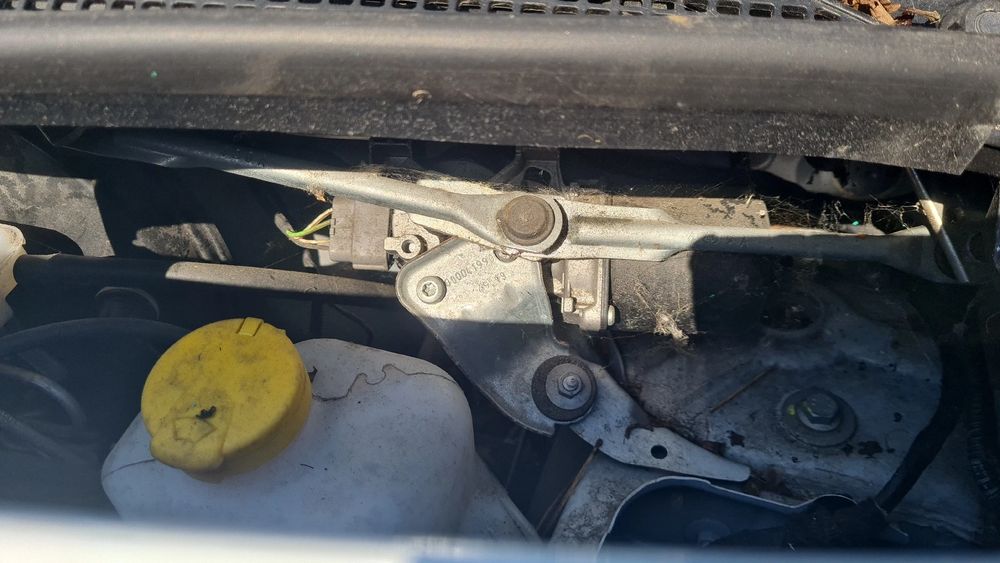 Motor limpa vidros frente RENAULT Twingo III (BCM_)