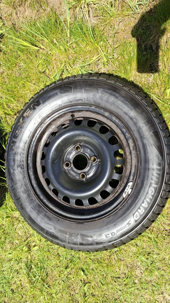 4x Felgi stalowe 4x100 + opony zimowe 185/70/14" 2022r.