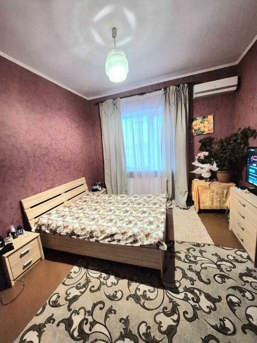 Продам міцний будинок 154 м2 в районі пивзаводу.