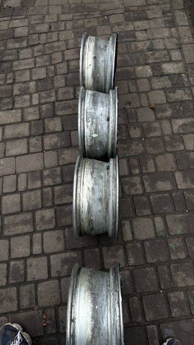 Диски 5. 120  bmw e36  6.5jx15H2  R15