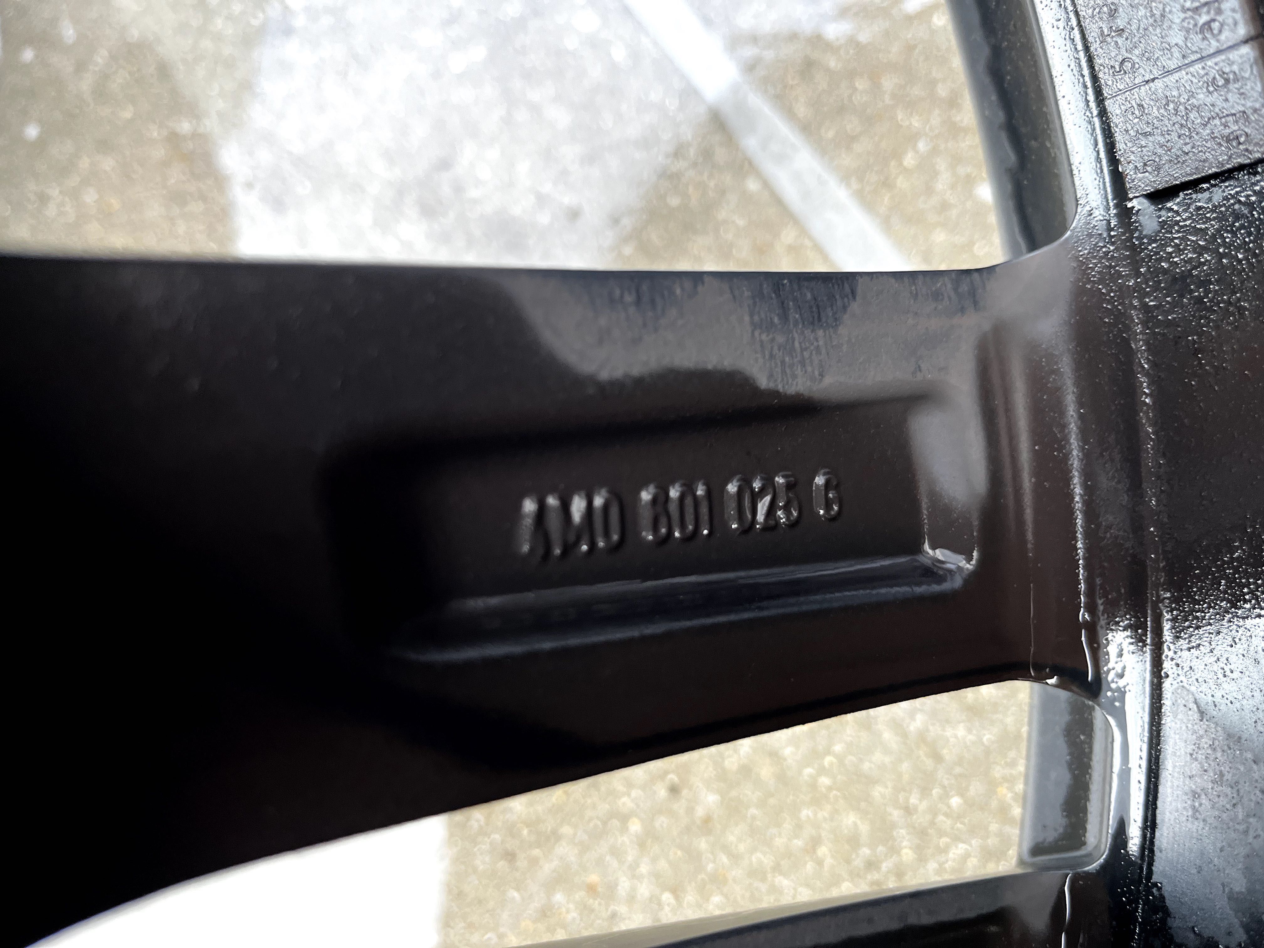 kola felgi opony audi q7 4m 20  czarne 255/50/20
