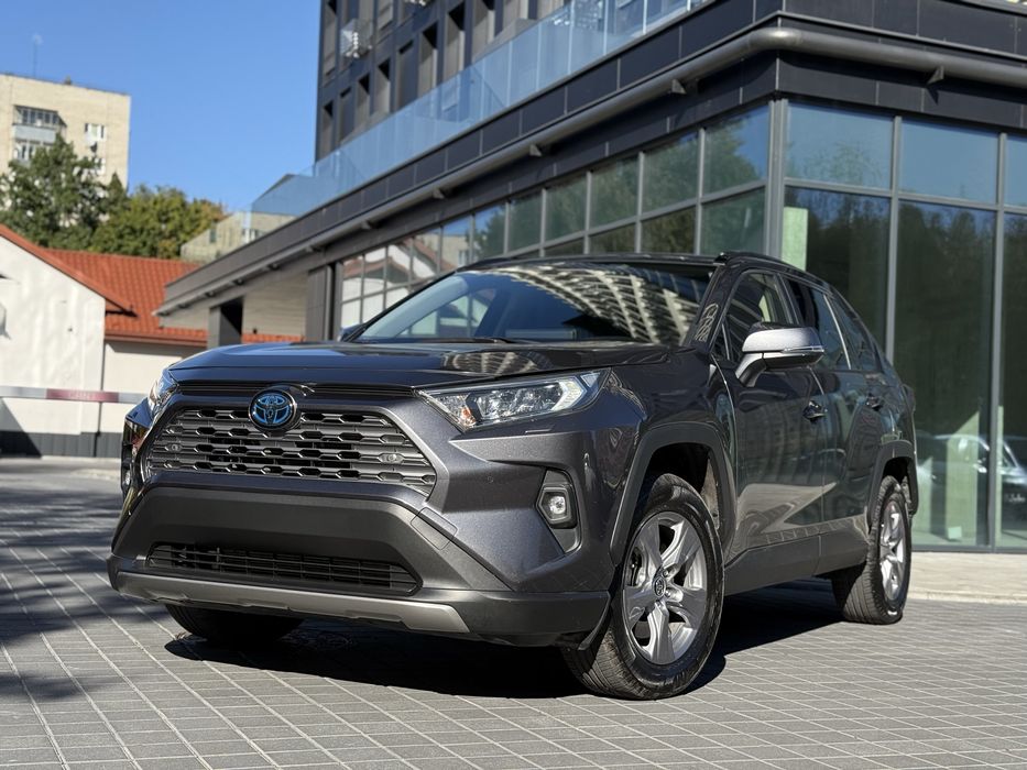 Подобова оренда  - Toyota RAV4 Hybrid 2023