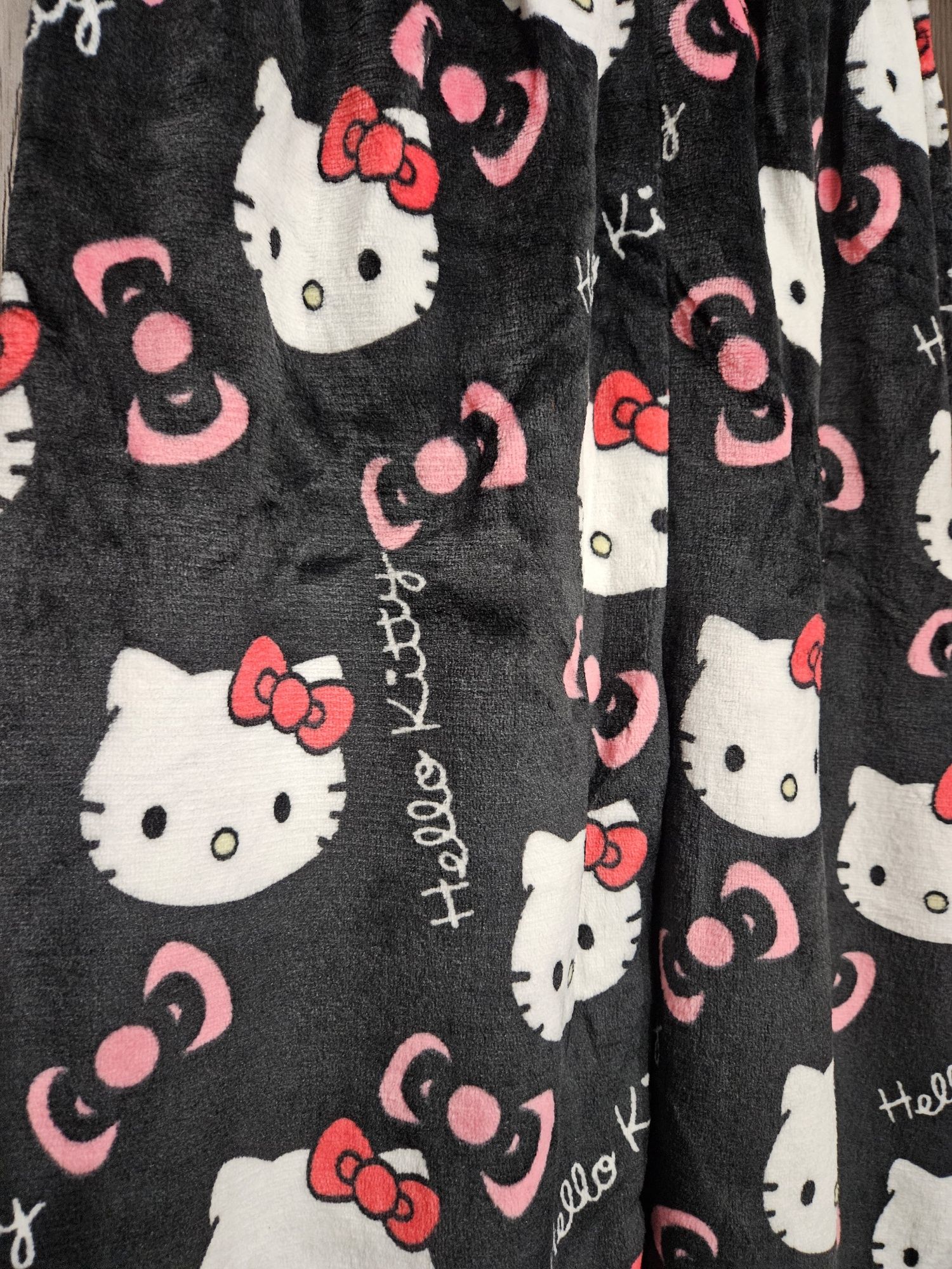 Hello Kitty spodnie piżamowe dresowe czarne i różowe nowe rozmiar S