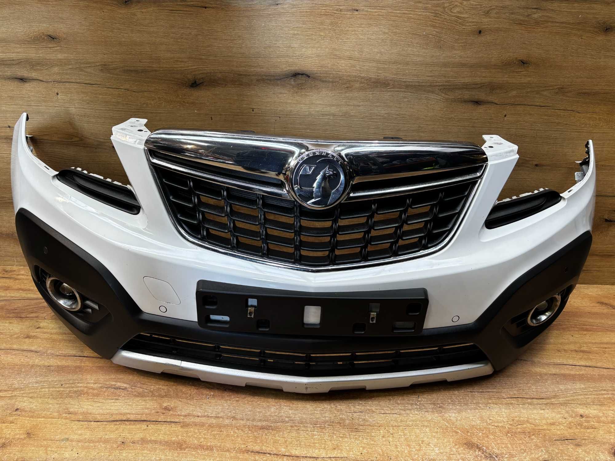 Zderzak przedni Opel Mokka 4x pdc kolor gaz