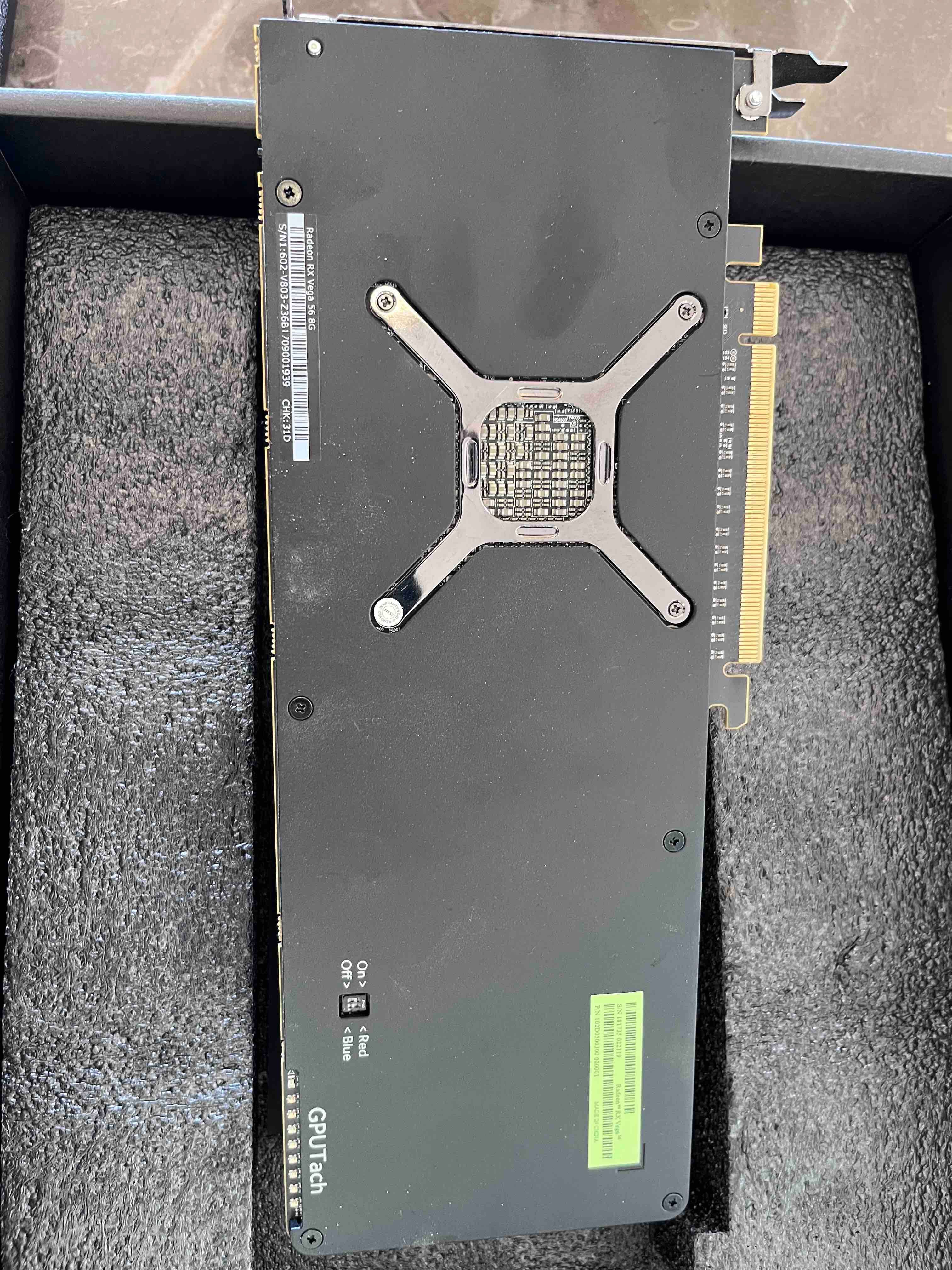 Placa Gráfica Radeon RX Vega 8GB