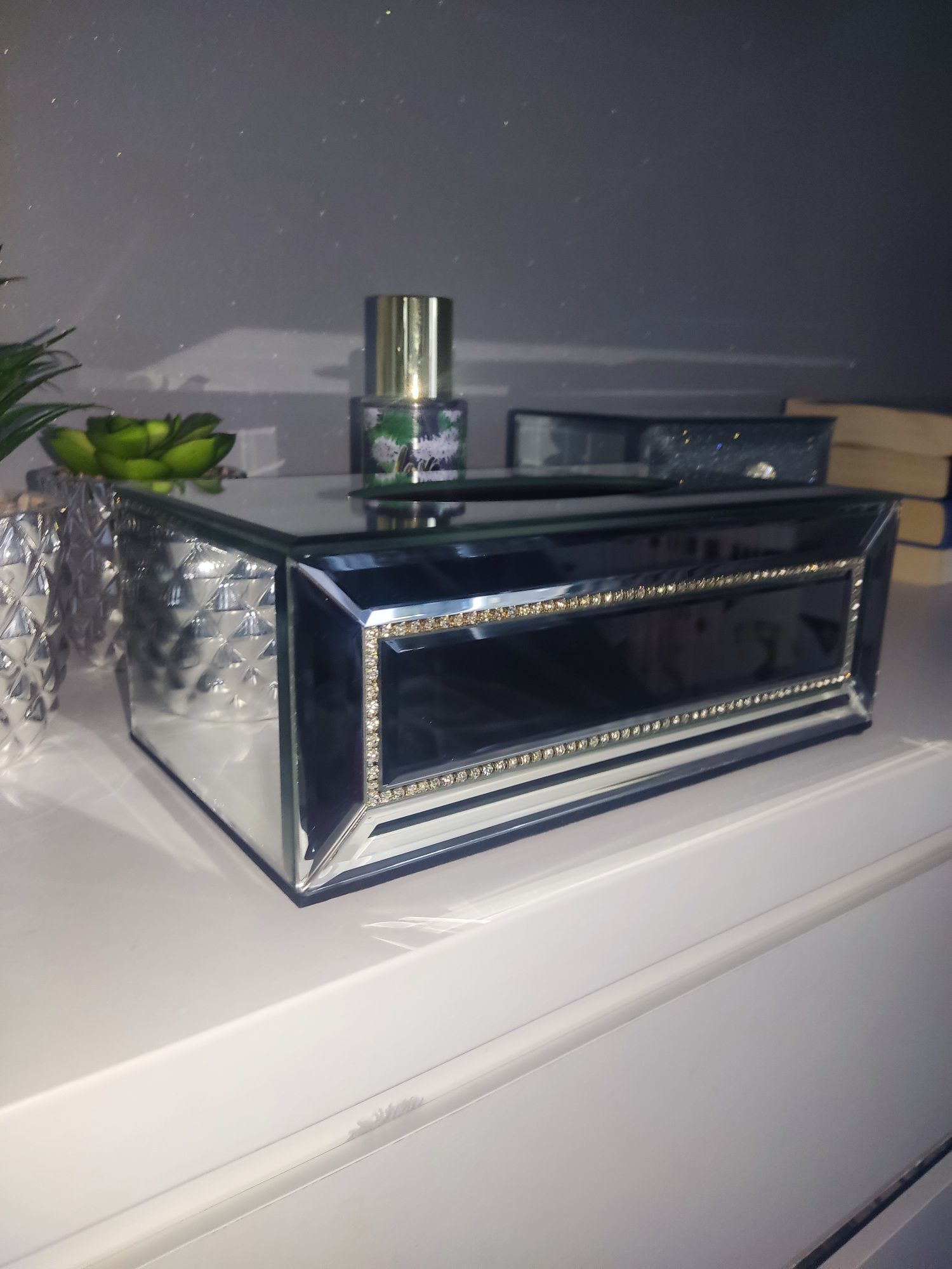 Chustecznik lustrzany z błyszczącymi cyrkoniami Glamour elegancki duży