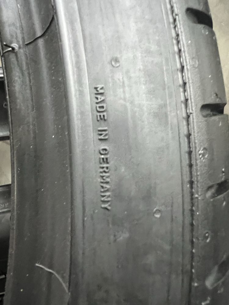 305/30/20+245/35/20 R20 Pirelli PZero PZ4 4шт нові