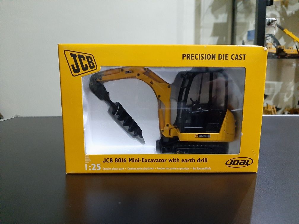 Miniatura JCB 8016 1:25 (Joal Ref. 268) NOVA