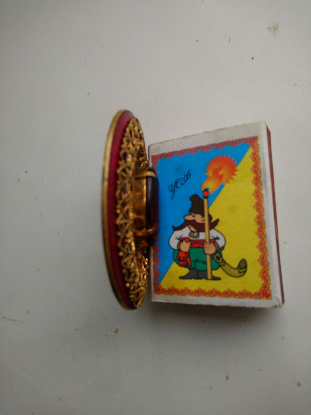 Продам брошку старую