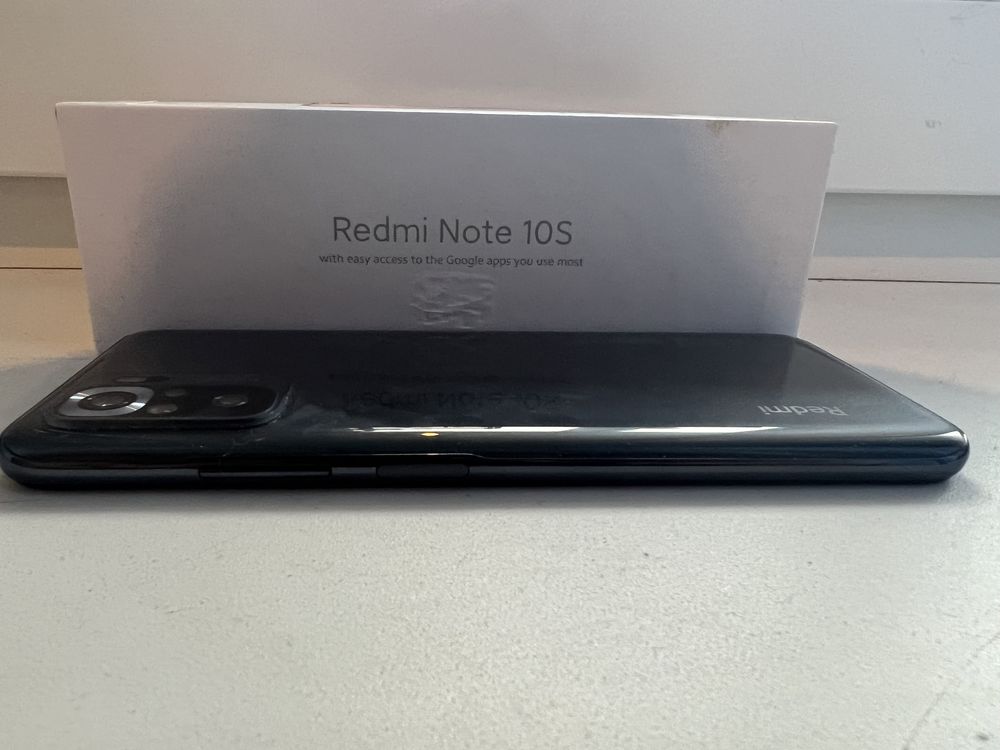 Xiaomi Redmi note 10s 6/64 + карта памяти на 64