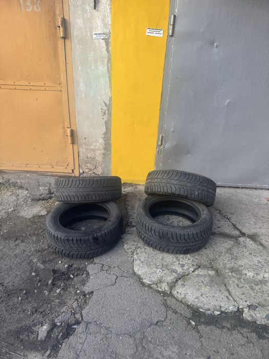 Зимові шини 205 /55/R16