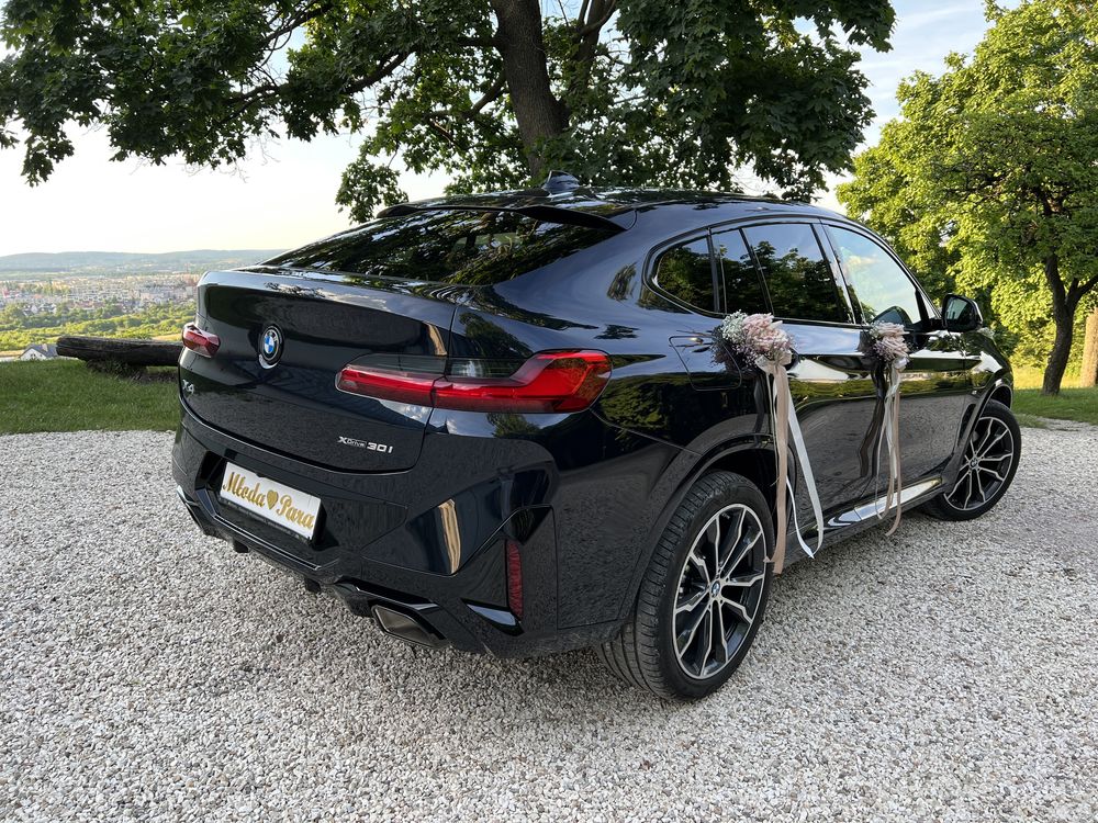 Nowe BMW X4 2023r. auto samochód do ślubu