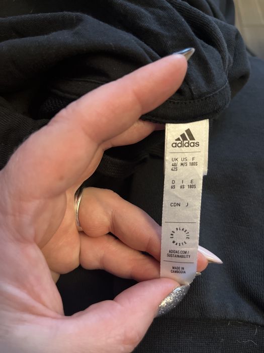 Nowa blyza adidas, bez metki, rozmiar m