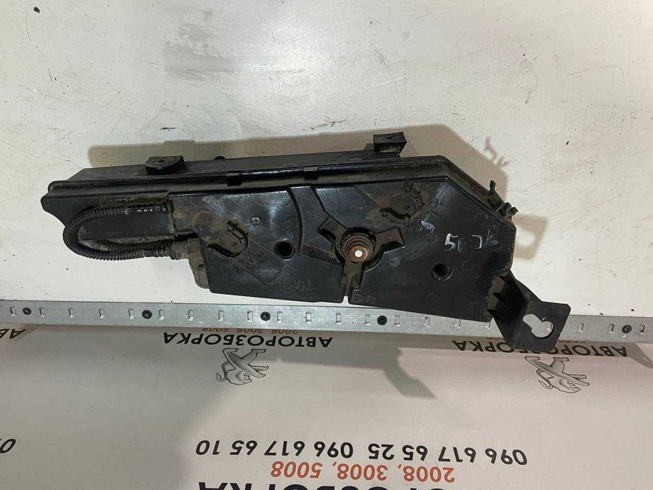 бачок еолісу пежо 5008