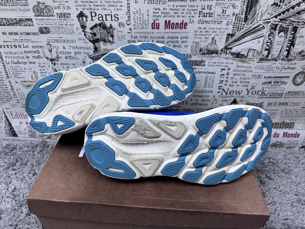 Оригінал ! Кросівки Hoka One One Clifton 9 Розмір 44
