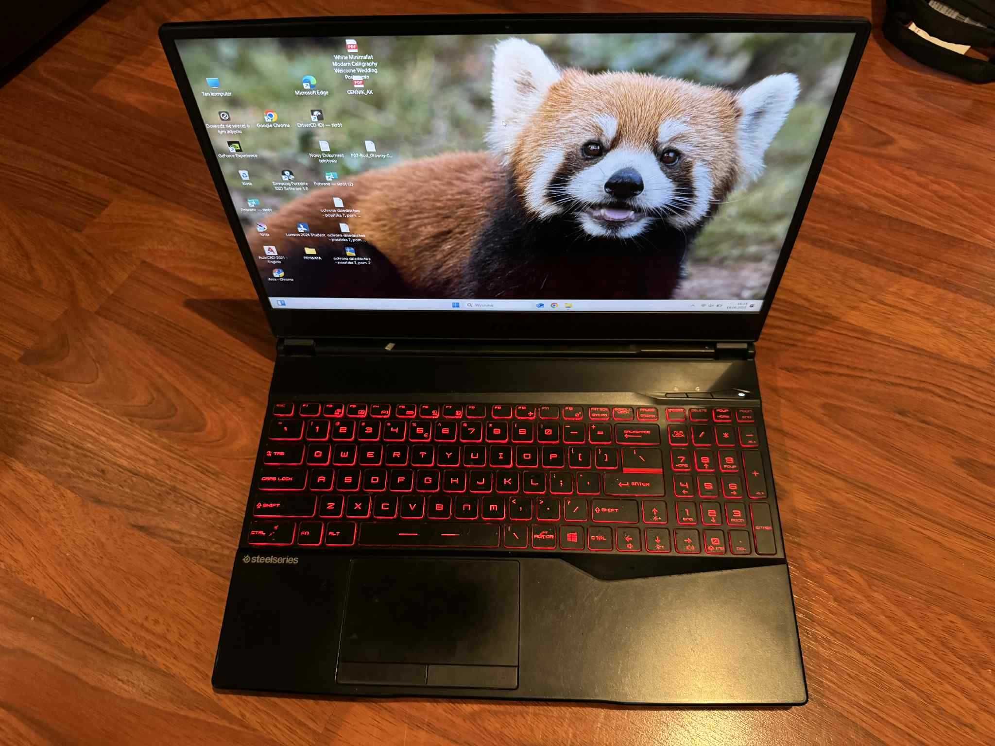MSI GL65 9SD | i7-9750H | 24GB RAM | GTX 1660 Ti x2 | SSD 512GB