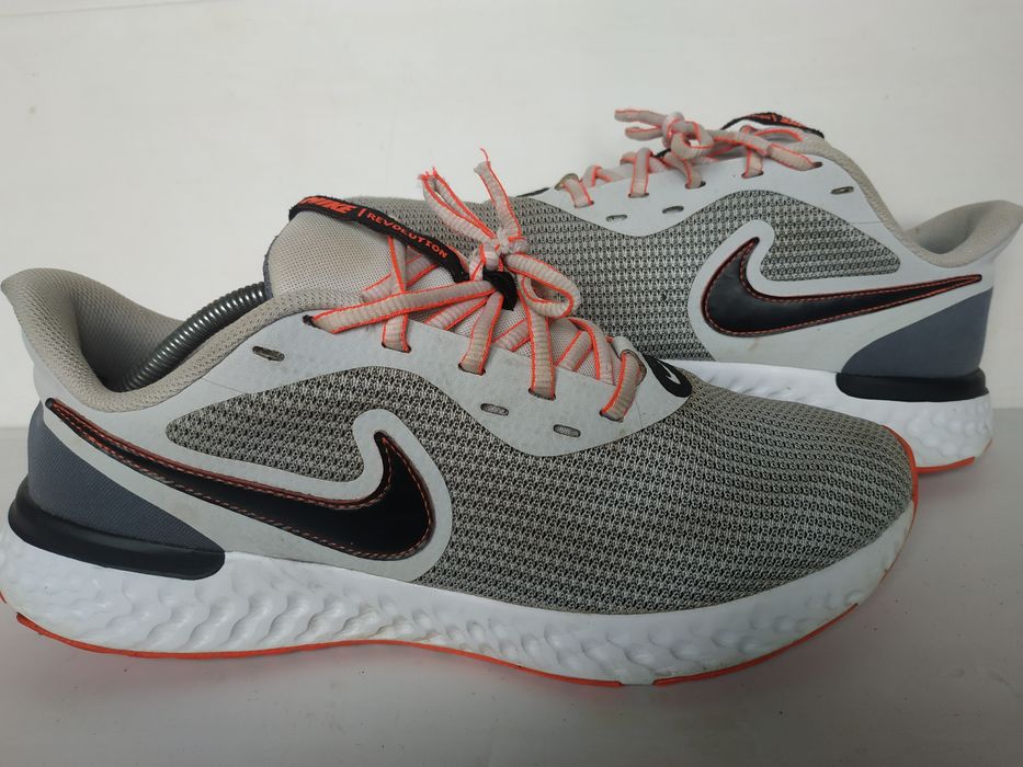 Nike REVOLUTION 7 кроссовки оригинал 44-45р