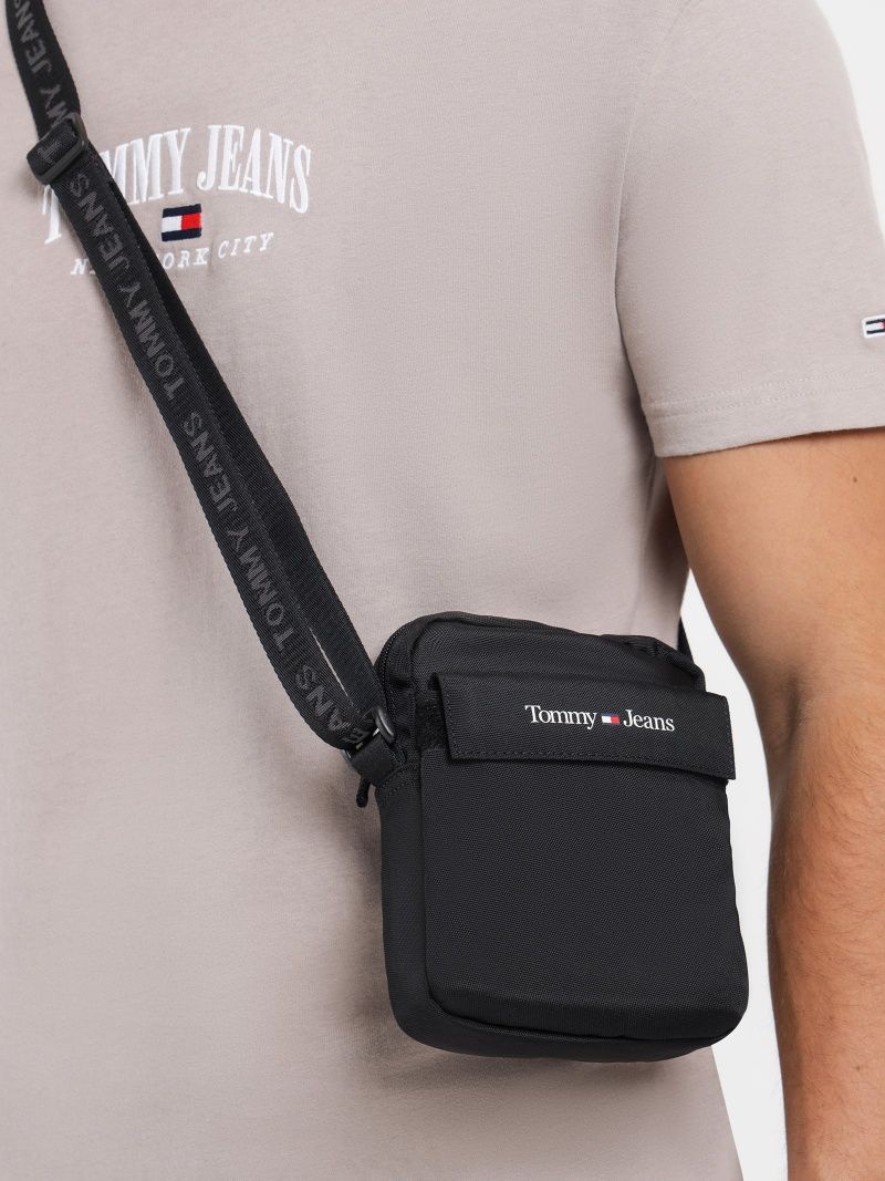 Сумка через плечо из коллекции Tommy Jeans.