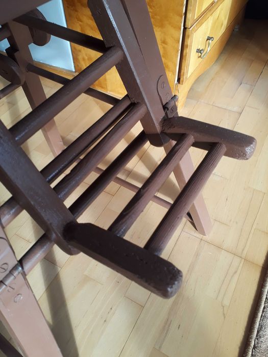 krzesło karmienia krzesełko patyczak drewniane brąz retro vintage prl