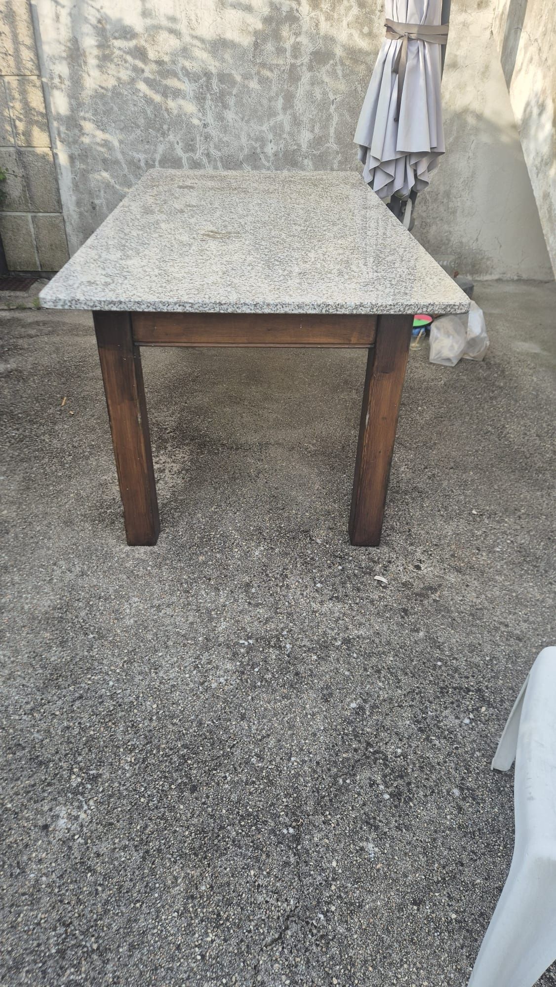 Mesa de granito exterior/interior