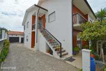 Casa T6 em Miranda do Corvo de 250,00 m2